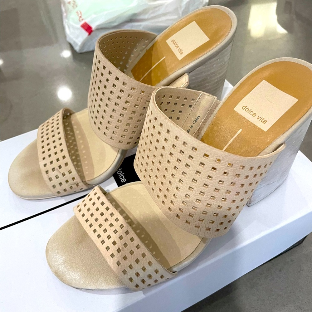 Dolce Vita heels!